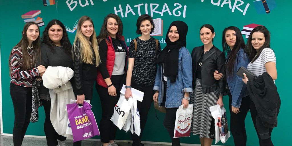 bursa özel baf kulları kitap fuarında