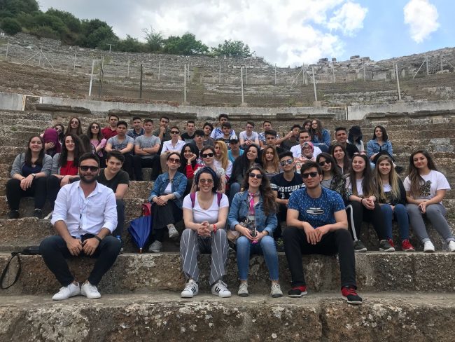 bursa özel baf anadolu lisesi efes gezisinde